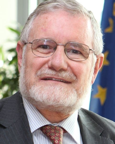 Juan Antonio Yáñez-Barnuevo García