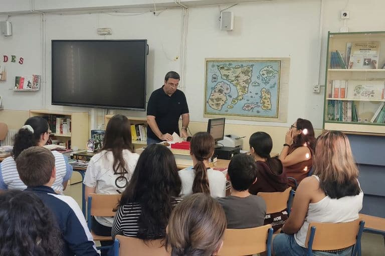 La Biblioteca de Gelves lanza un proyecto de lectura para jóvenes con final pirata